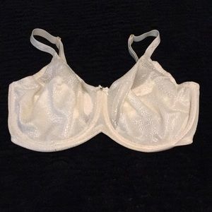 NWOT Lilyette bra